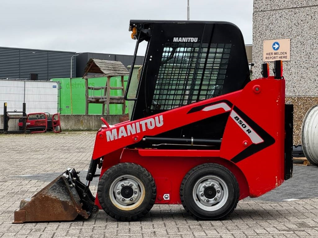 Manitou 850R, 2021, 365 hours! - Miniekskavaator: pilt 2 Manitou 850R, 2021, 365 hours! - Miniekskavaator: pilt 2