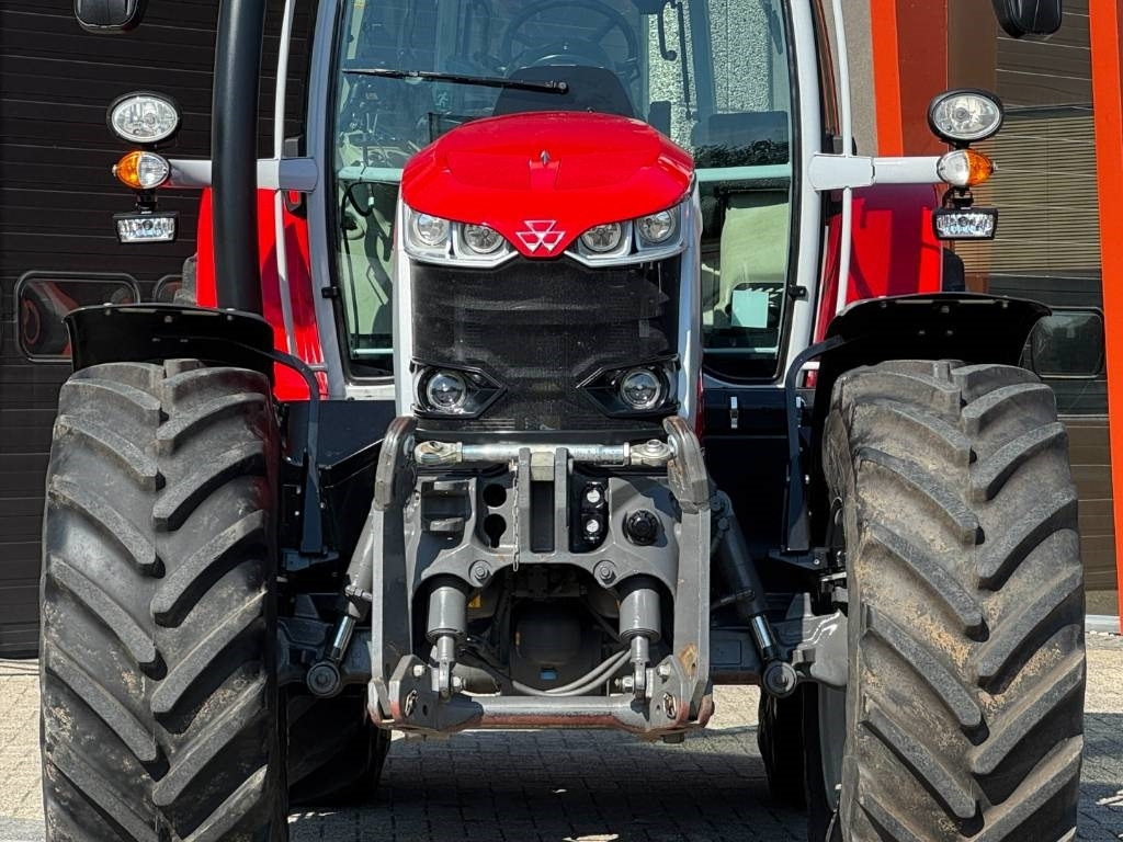 Massey Ferguson 7S165 EFFICIENT, DYNA 6, TOPCON GPS, 1082 hours!! - Traktor: pilt 5 Massey Ferguson 7S165 EFFICIENT, DYNA 6, TOPCON GPS, 1082 hours!! - Traktor: pilt 5