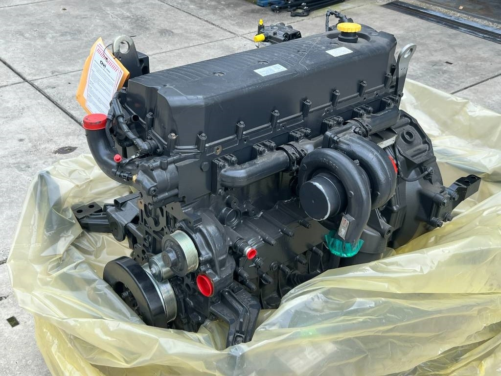 New Holland Engine - FPT Cursor 9 - F2CE9684A - Mootor - Põllutööseade: pilt 3 New Holland Engine - FPT Cursor 9 - F2CE9684A - Mootor - Põllutööseade: pilt 3