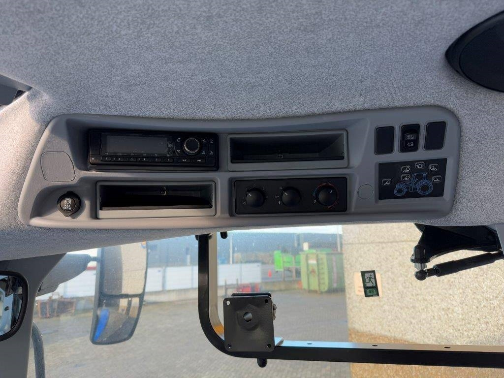 Traktor New Holland T6.180 Dynamic Command,: pilt 34