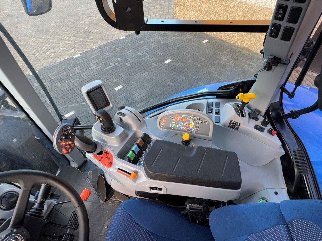 Traktor New Holland T6.180 Dynamic Command,: pilt 26