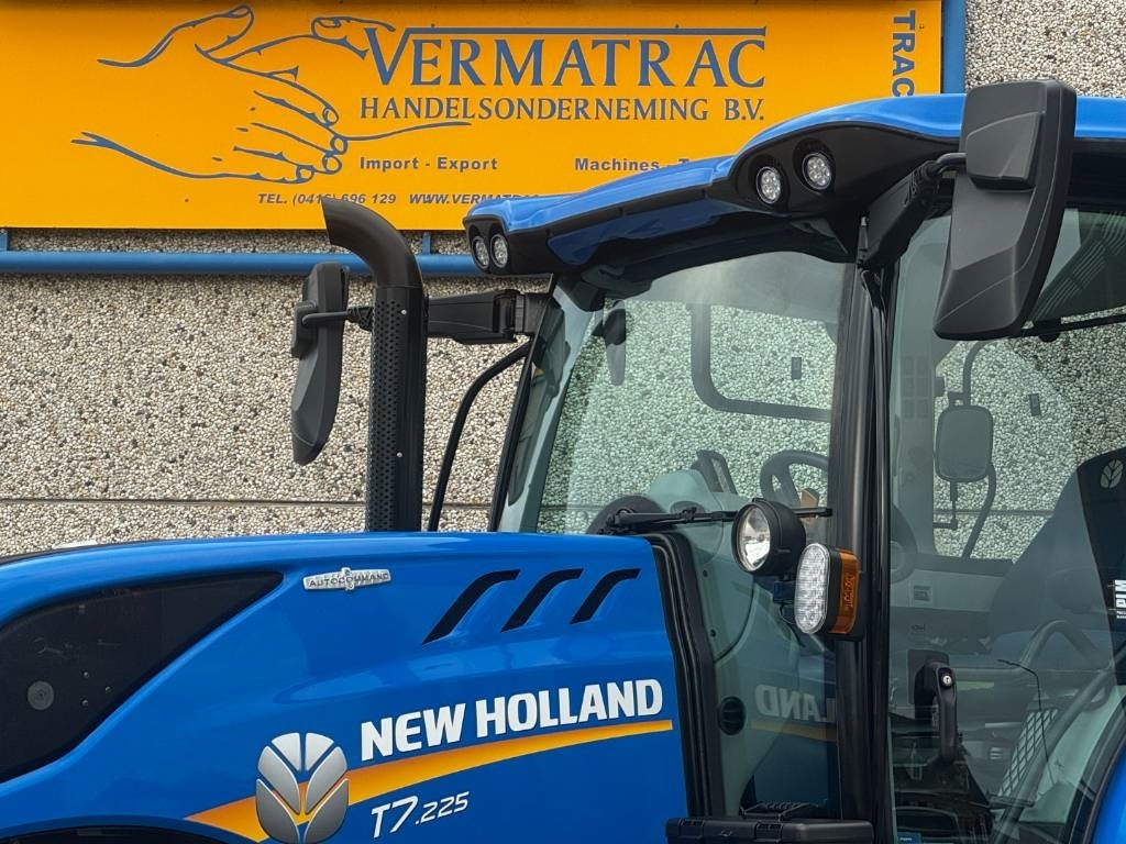 New Holland T7.225AC, frontlinkage, airbrakes, 50k, 2023!! - Traktor: pilt 3 New Holland T7.225AC, frontlinkage, airbrakes, 50k, 2023!! - Traktor: pilt 3