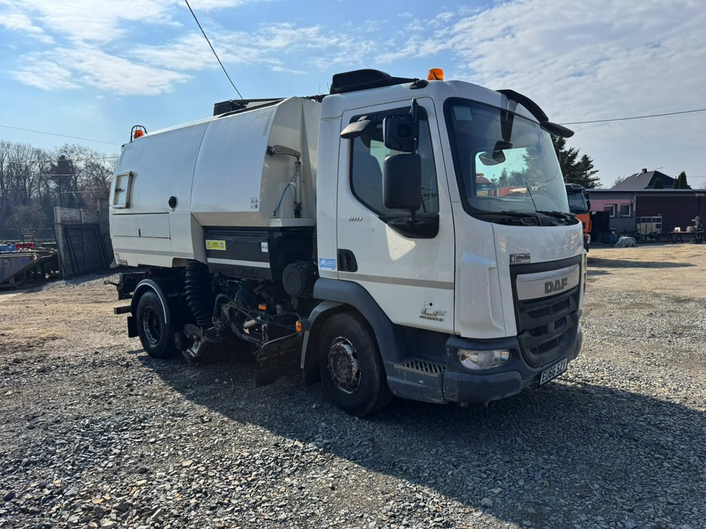 DAF LF180 - Tänavapühkimismasin: pilt 1 DAF LF180 - Tänavapühkimismasin: pilt 1
