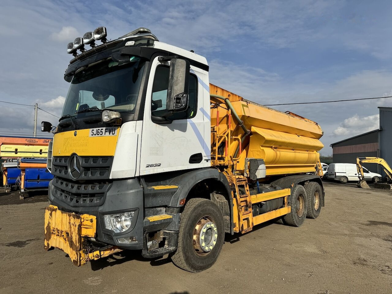 Mercedes-Benz 2632 - Kommunaal-/ Erisõiduk, Veoauto: pilt 2 Mercedes-Benz 2632 - Kommunaal-/ Erisõiduk, Veoauto: pilt 2