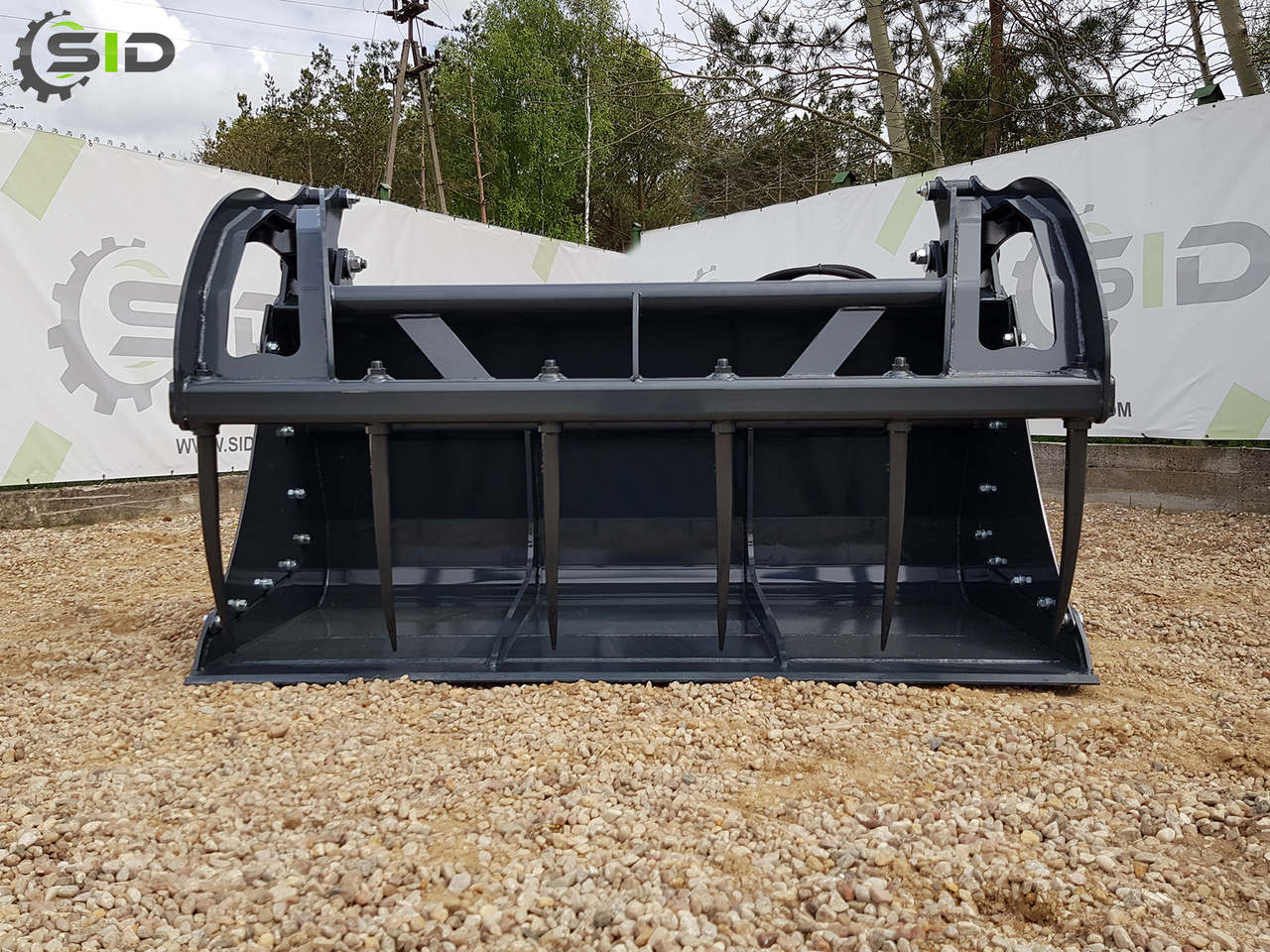 SID KROKODILSCHAUFEL GESCHMIEDETE ZINKEN XXL / Godet Crocodile BMS XXL / Crocodile grab bucket forged tines XXL 1,8 m SID - Siloseadmed: pilt 2 SID KROKODILSCHAUFEL GESCHMIEDETE ZINKEN XXL / Godet Crocodile BMS XXL / Crocodile grab bucket forged tines XXL 1,8 m SID - Siloseadmed: pilt 2