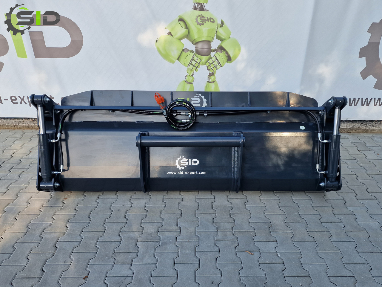 SID Klappschaufel 4in1 / Godet 4en1 multifonction / 4in1 multipurpose bucket 1,4 m - Laaduri kopp - Ehitusmasinad: pilt 4 SID Klappschaufel 4in1 / Godet 4en1 multifonction / 4in1 multipurpose bucket 1,4 m - Laaduri kopp - Ehitusmasinad: pilt 4