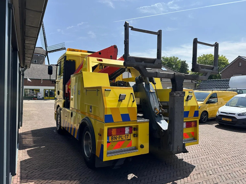 MAN TGA 18.360 Takelwagen Palfinger Kraan Falkom Brill - Puksiirauto: pilt 4 MAN TGA 18.360 Takelwagen Palfinger Kraan Falkom Brill - Puksiirauto: pilt 4