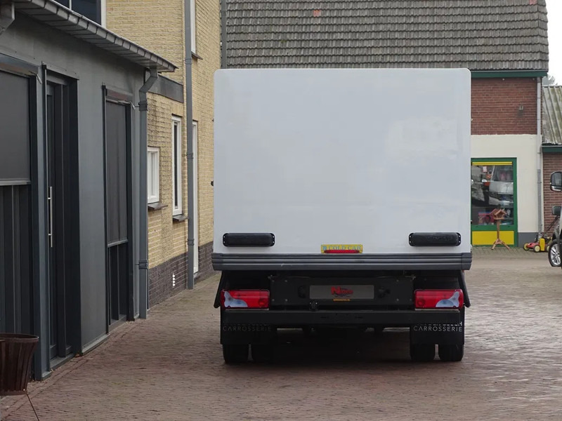 MAN TGE 5.120 Cold Car Vriezer Carplay 7500 KM! - Tarbesõiduk külmik: pilt 4 MAN TGE 5.120 Cold Car Vriezer Carplay 7500 KM! - Tarbesõiduk külmik: pilt 4