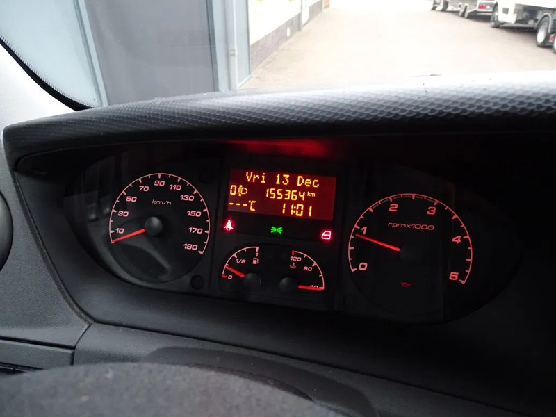 Iveco Daily 35.210 PK BE TREKKER 10.4t AIRCO CC - Sadulveok: pilt 4 Iveco Daily 35.210 PK BE TREKKER 10.4t AIRCO CC - Sadulveok: pilt 4