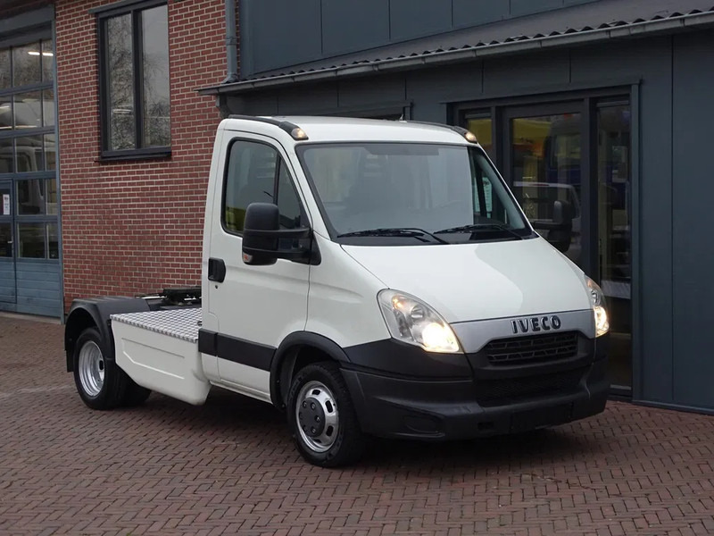 Iveco Daily 35.210 PK BE TREKKER 10400 kg AIRCO CC - Sadulveok: pilt 1 Iveco Daily 35.210 PK BE TREKKER 10400 kg AIRCO CC - Sadulveok: pilt 1