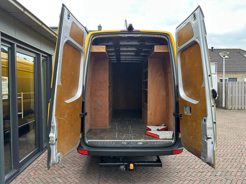 Volkswagen Crafter 50 MAXI 163PK AIRCO CAMERA 3 ZITS 91TKM - Kaubik: pilt 4 Volkswagen Crafter 50 MAXI 163PK AIRCO CAMERA 3 ZITS 91TKM - Kaubik: pilt 4