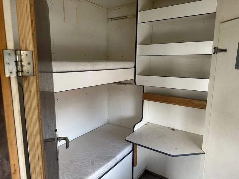 Volvo FL 12.240 AIRCO Kachel Douche 2x bed CAMPER MOTORSPORT ENZ - Kasti veoauto: pilt 4 Volvo FL 12.240 AIRCO Kachel Douche 2x bed CAMPER MOTORSPORT ENZ - Kasti veoauto: pilt 4
