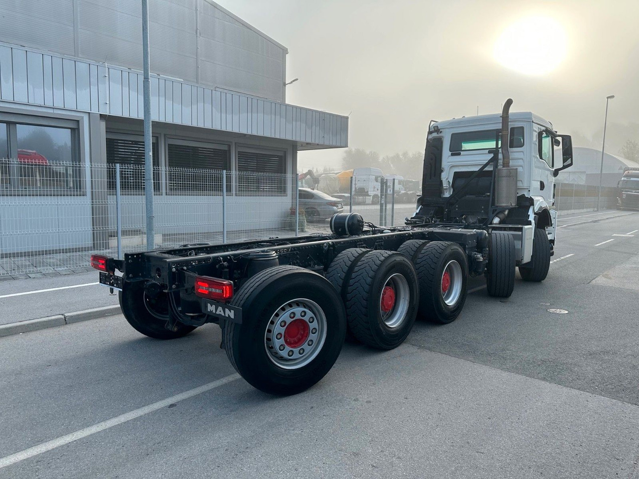 MAN TGS 50.510 10X4-6 BL CH - Kabiinišassiiga veoauto: pilt 5 MAN TGS 50.510 10X4-6 BL CH - Kabiinišassiiga veoauto: pilt 5