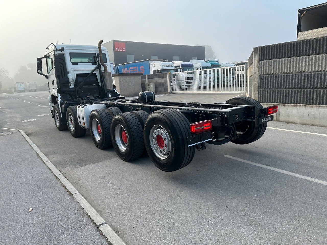 MAN TGS 50.510 10X4-6 BL CH - Kabiinišassiiga veoauto: pilt 4 MAN TGS 50.510 10X4-6 BL CH - Kabiinišassiiga veoauto: pilt 4