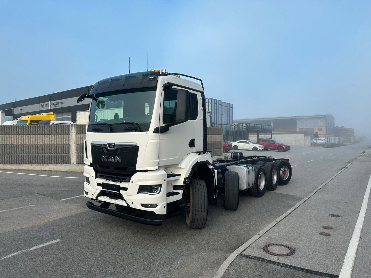 MAN TGS 50.510 10X4-6 BL CH - Kabiinišassiiga veoauto: pilt 3 MAN TGS 50.510 10X4-6 BL CH - Kabiinišassiiga veoauto: pilt 3