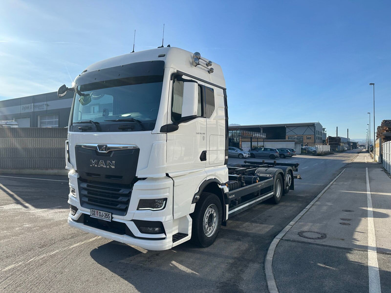 MAN TGX 26.520 LL klima Led - Kabiinišassiiga veoauto: pilt 2 MAN TGX 26.520 LL klima Led - Kabiinišassiiga veoauto: pilt 2