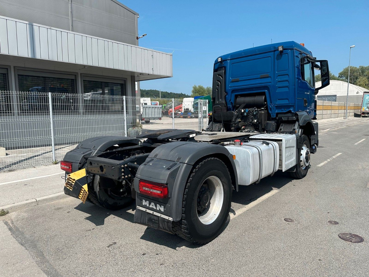MAN TGS 18.470 4X4 Hydrodrive Kipphidraulik - Sadulveok: pilt 3 MAN TGS 18.470 4X4 Hydrodrive Kipphidraulik - Sadulveok: pilt 3