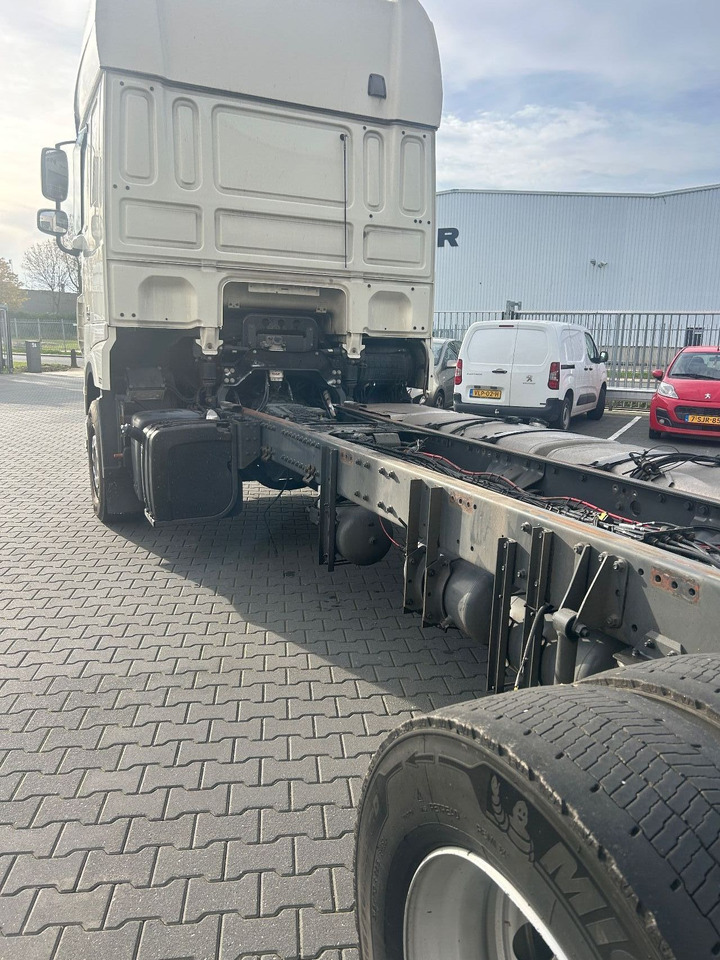 DAF XF 530 XF530 Super Space Cab FAR - Kabiinišassiiga veoauto: pilt 5 DAF XF 530 XF530 Super Space Cab FAR - Kabiinišassiiga veoauto: pilt 5