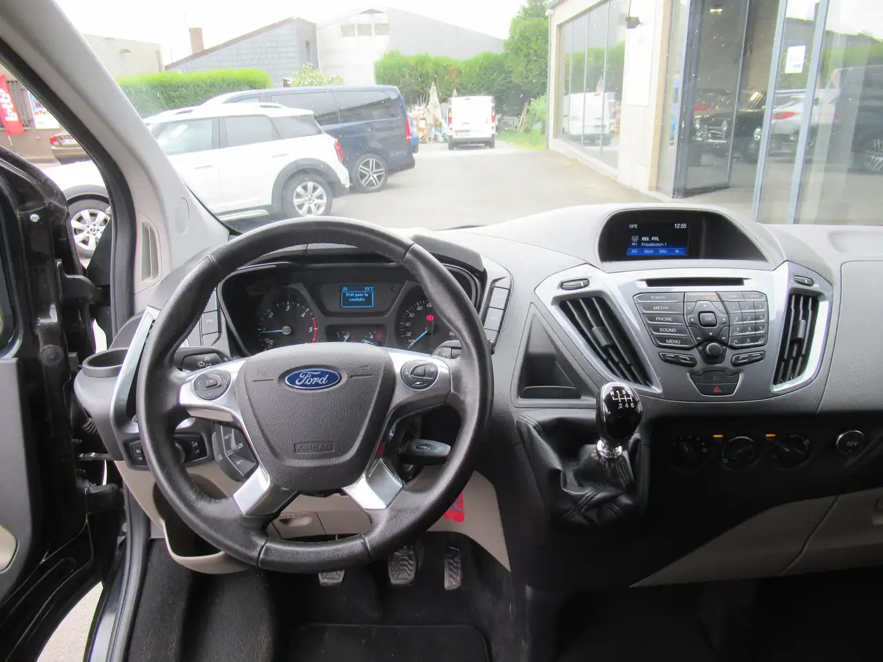 Mikrobuss Ford Tourneo Custom 2.0 TDCi L2H1: pilt 11