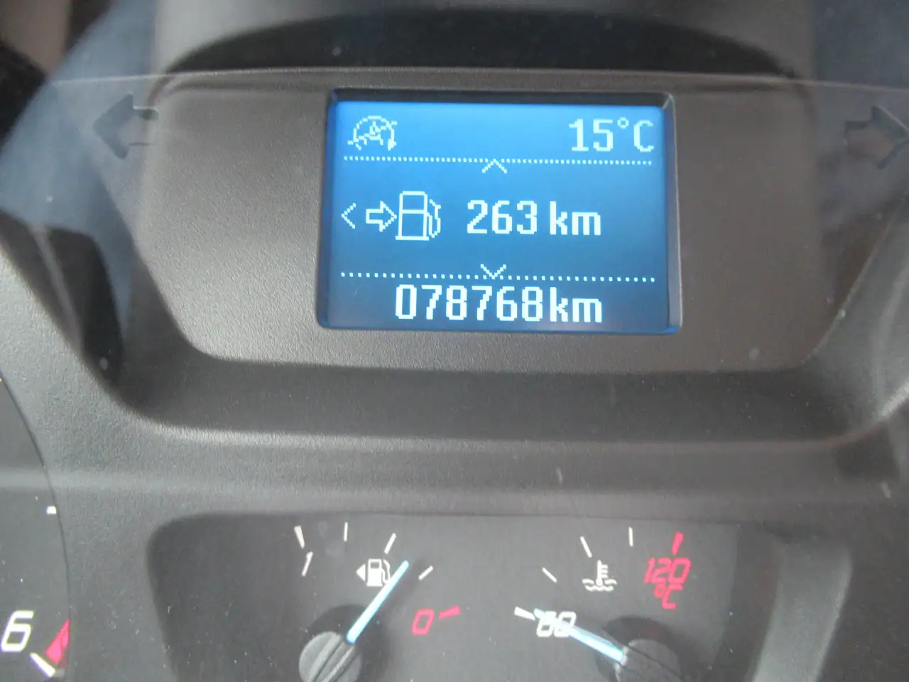 Mikrobuss Ford Tourneo Custom 2.0 TDCi L2H1: pilt 17