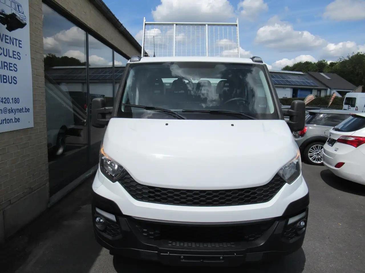 Iveco Daily benne basculante/ kipper - Tarbesõiduk kallur, Meeskonnaauto: pilt 4 Iveco Daily benne basculante/ kipper - Tarbesõiduk kallur, Meeskonnaauto: pilt 4