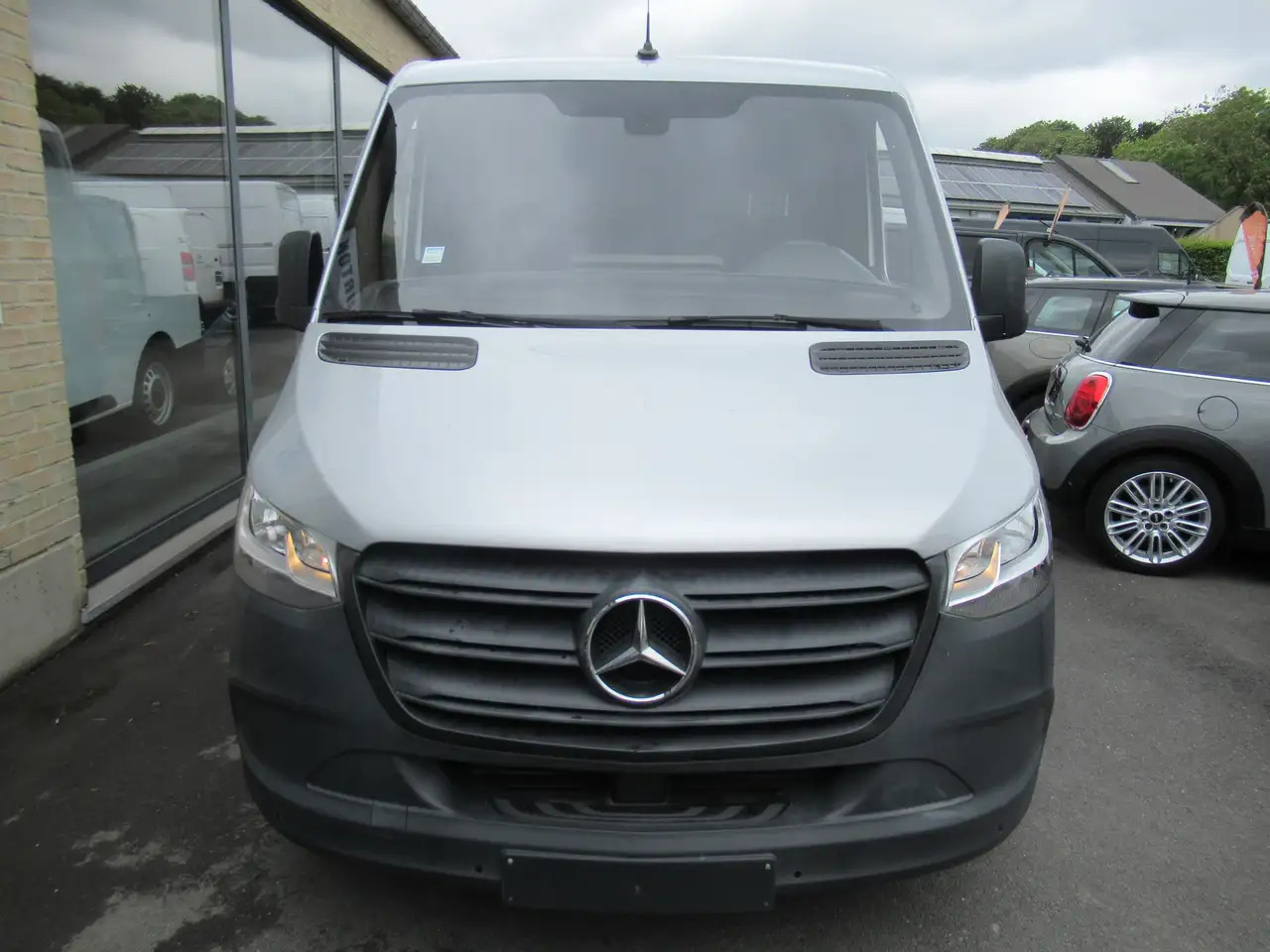 Mercedes-Benz Sprinter 2 PL, airco navi cruise cam 19800€+tva/btw - Kaubik: pilt 3 Mercedes-Benz Sprinter 2 PL, airco navi cruise cam 19800€+tva/btw - Kaubik: pilt 3