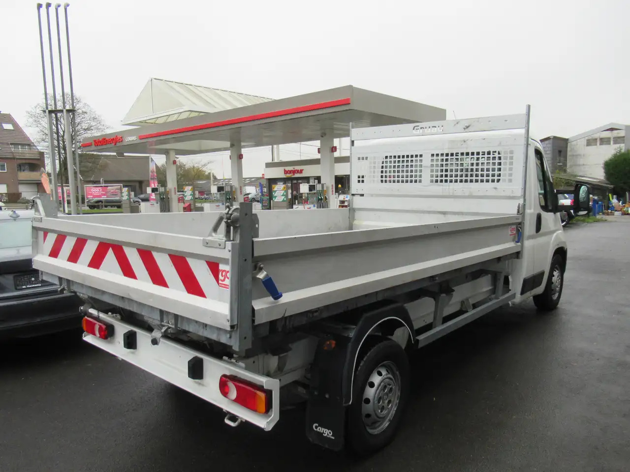 Peugeot Boxer BENNE BACULANTE 19000€+TVA/BTW - Tarbesõiduk kallur: pilt 4 Peugeot Boxer BENNE BACULANTE 19000€+TVA/BTW - Tarbesõiduk kallur: pilt 4