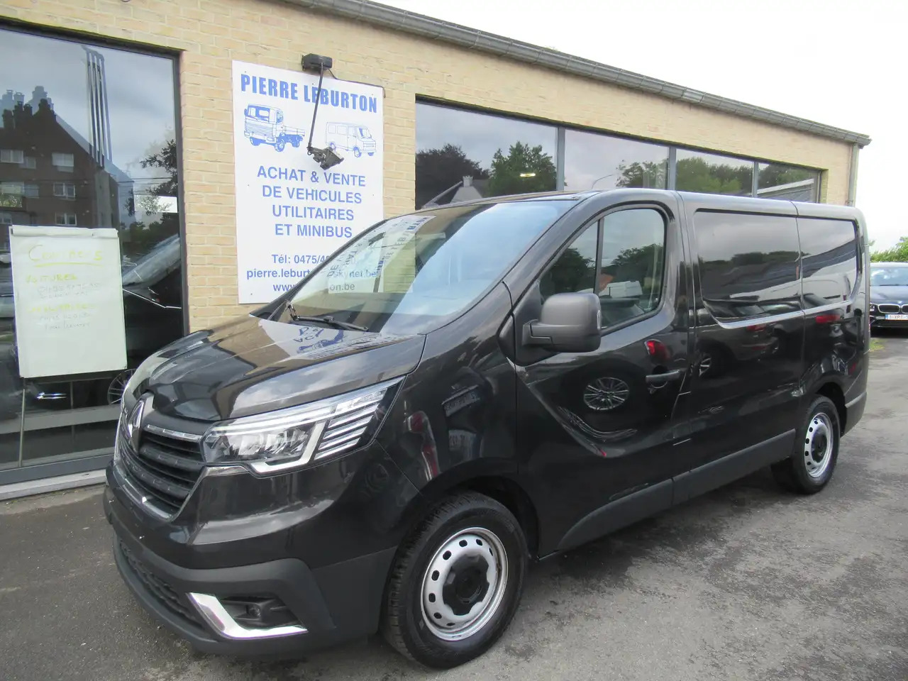Renault Trafic L1H1 clim, navi cruise 14800€+tva/btw - Kaubik: pilt 1 Renault Trafic L1H1 clim, navi cruise 14800€+tva/btw - Kaubik: pilt 1