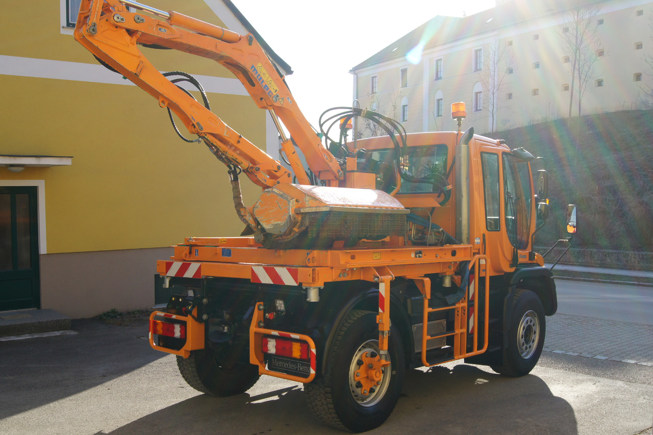 MERCEDES-BENZ Unimog U 400/Hydrostat/Mähtür +MULAG MHU 800 - Kommunaal-/ Erisõiduk: pilt 5 MERCEDES-BENZ Unimog U 400/Hydrostat/Mähtür +MULAG MHU 800 - Kommunaal-/ Erisõiduk: pilt 5