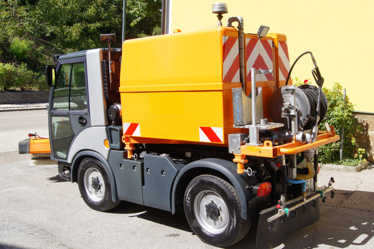 MULTICAR TREMO X56 Carrier CS/4x4/Euro 5/Besen/Wasserfass - Tarbesõiduk kallur: pilt 3 MULTICAR TREMO X56 Carrier CS/4x4/Euro 5/Besen/Wasserfass - Tarbesõiduk kallur: pilt 3
