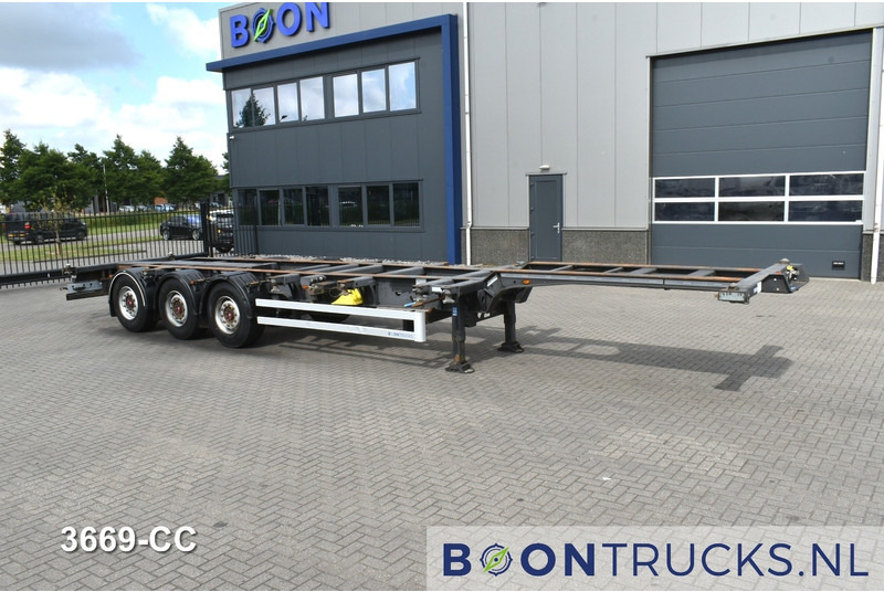 Kögel PORT 40 SIMPLEX 20 2x20-30-40ft HC * LIFT AXLE * SAF / DISC * EXTENDABLE REAR - Konteinerveduk/ Tõstukiga poolhaagis: pilt 4 Kögel PORT 40 SIMPLEX 20 2x20-30-40ft HC * LIFT AXLE * SAF / DISC * EXTENDABLE REAR - Konteinerveduk/ Tõstukiga poolhaagis: pilt 4