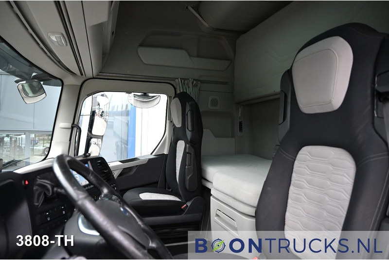 Ford F-MAX 500 4x2 | EURO6 * 2x FUEL TANK * ACC * 2x AVAILABLE - Sadulveok: pilt 2 Ford F-MAX 500 4x2 | EURO6 * 2x FUEL TANK * ACC * 2x AVAILABLE - Sadulveok: pilt 2