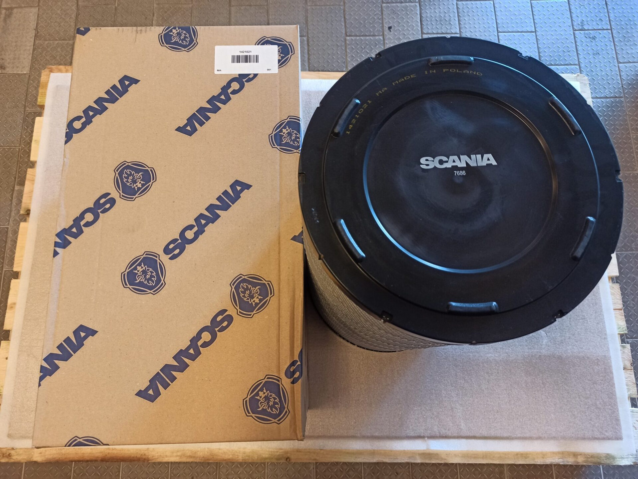 SCANIA AIR FILTER - 1421021 - Õhufilter - Veoauto: pilt 1 SCANIA AIR FILTER - 1421021 - Õhufilter - Veoauto: pilt 1