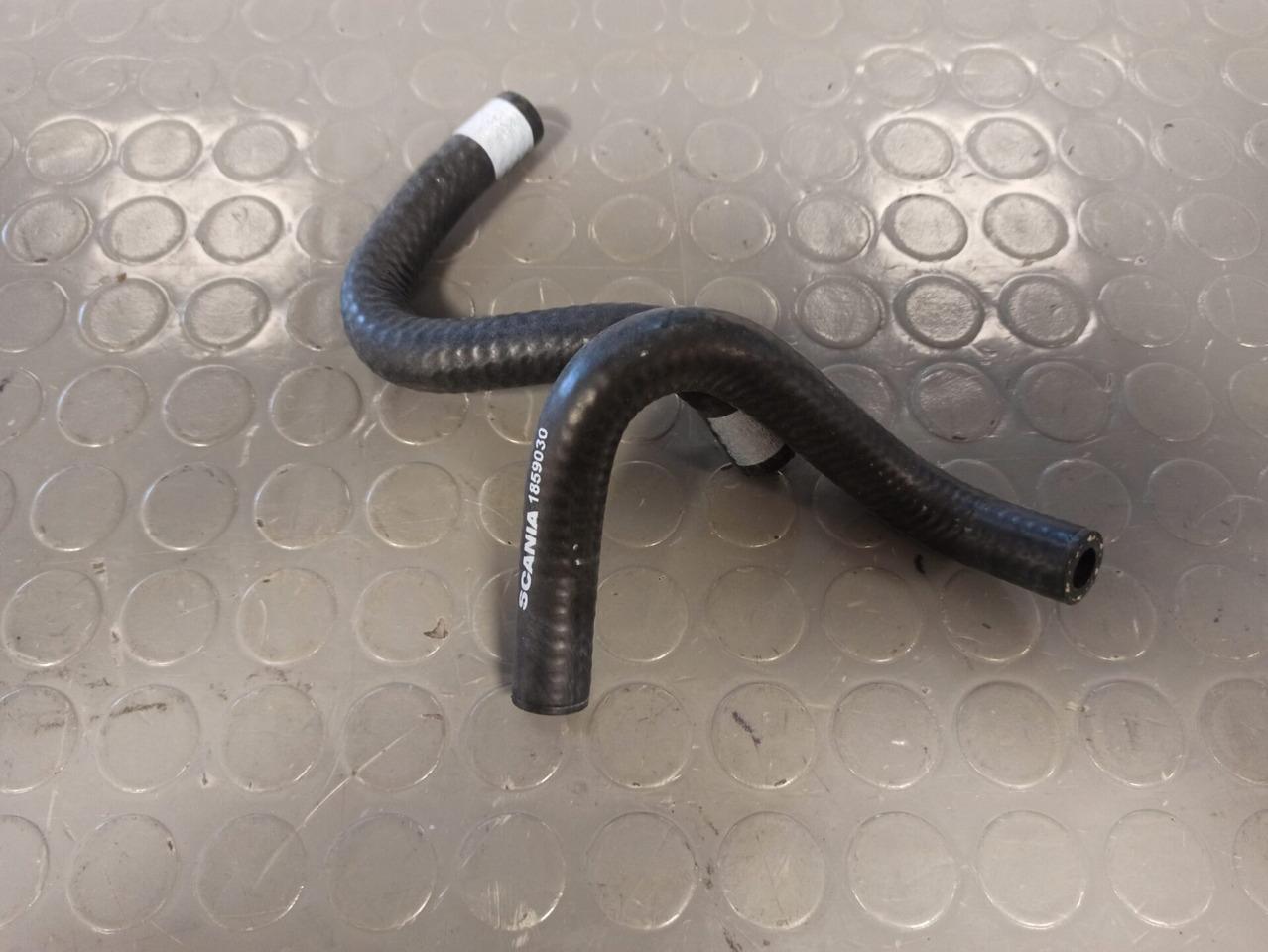 SCANIA HOSE 1859030 - Mootor ja varuosad - Veoauto: pilt 1 SCANIA HOSE 1859030 - Mootor ja varuosad - Veoauto: pilt 1