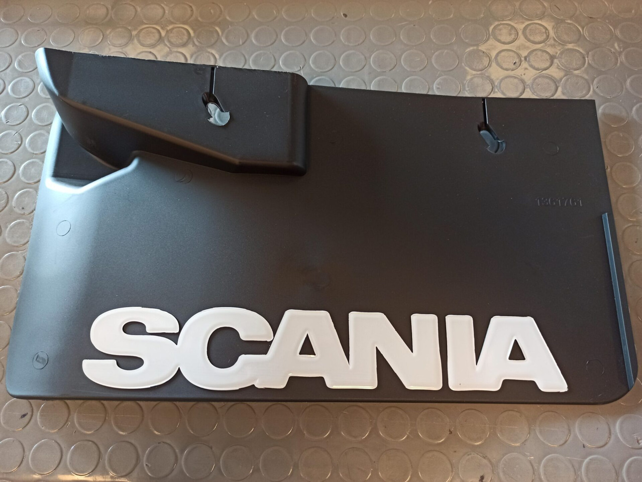 SCANIA MUDFLAP 144L - 1361761 - Poritiib - Veoauto: pilt 1 SCANIA MUDFLAP 144L - 1361761 - Poritiib - Veoauto: pilt 1