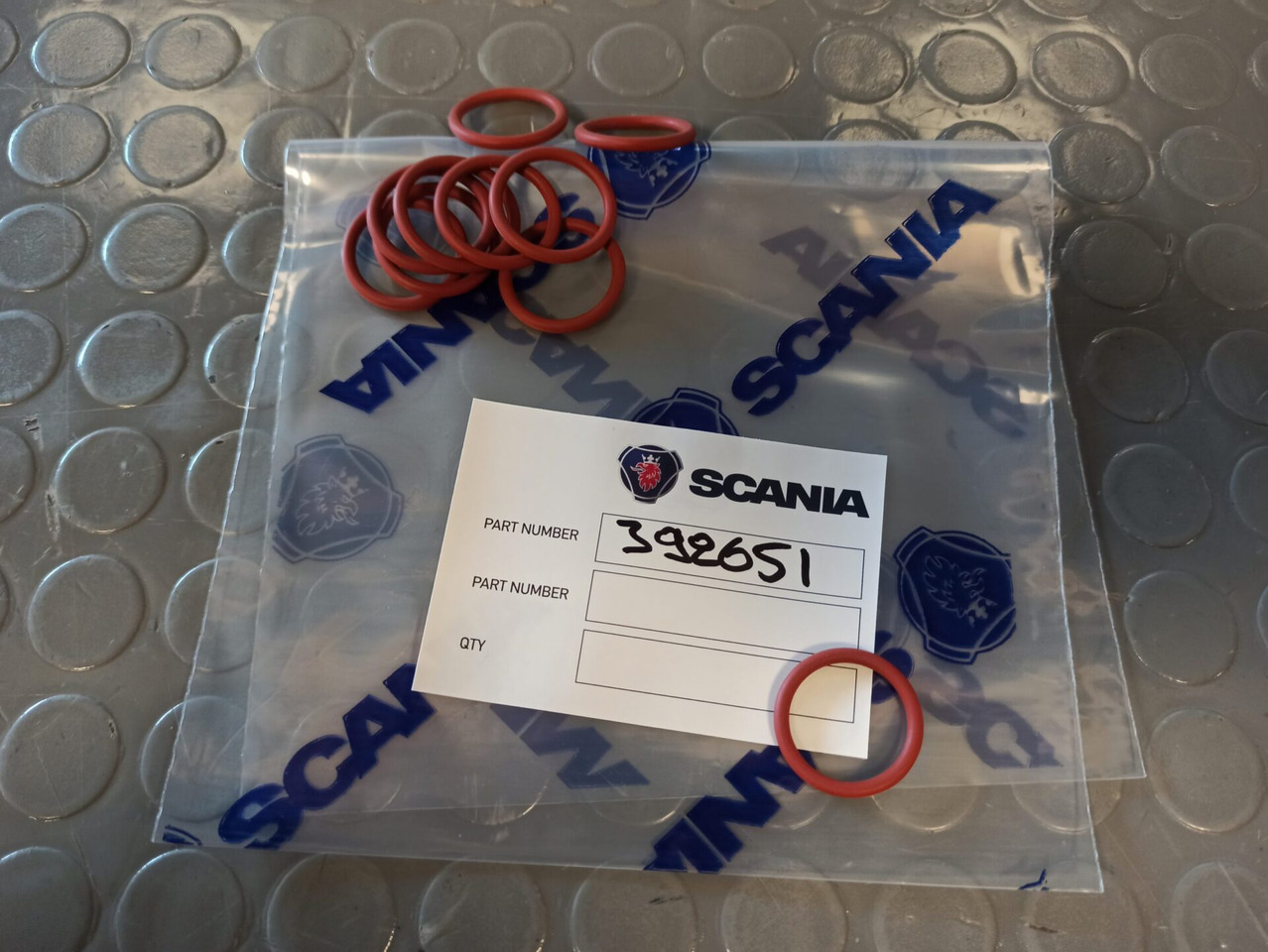 SCANIA O-RING 392651 - Kolvid/ Rõngad/ Puksid - Veoauto: pilt 1 SCANIA O-RING 392651 - Kolvid/ Rõngad/ Puksid - Veoauto: pilt 1