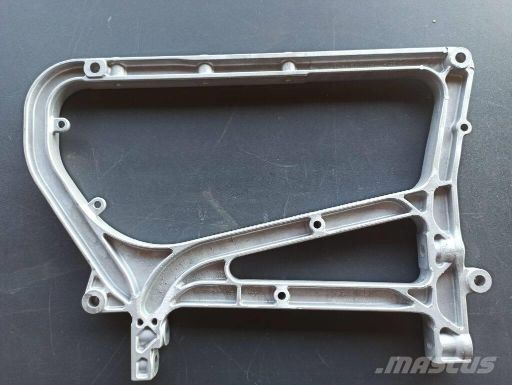 VOLVO ADBLUE TANK BRACKET - 21887348 - AdBlue paak - Veoauto: pilt 1 VOLVO ADBLUE TANK BRACKET - 21887348 - AdBlue paak - Veoauto: pilt 1