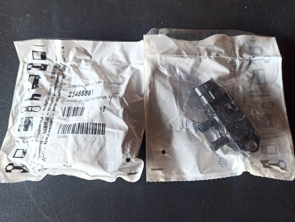 VOLVO DIFFERENTIAL PRESSURE SENSOR 23488881 - Sensor - Veoauto: pilt 2 VOLVO DIFFERENTIAL PRESSURE SENSOR 23488881 - Sensor - Veoauto: pilt 2