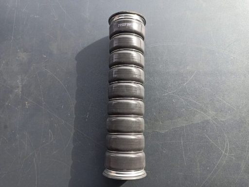 VOLVO INTERCOOLER HOSE - 21312237 - Sisejahutus - Veoauto: pilt 1 VOLVO INTERCOOLER HOSE - 21312237 - Sisejahutus - Veoauto: pilt 1