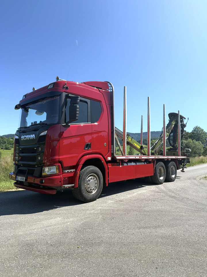 SCANIA R520 XT - Metsaveok, Kraanaga veoauto: pilt 2 SCANIA R520 XT - Metsaveok, Kraanaga veoauto: pilt 2
