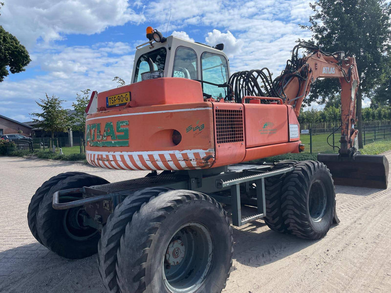 Atlas 1104 - Rataslaadur: pilt 4 Atlas 1104 - Rataslaadur: pilt 4