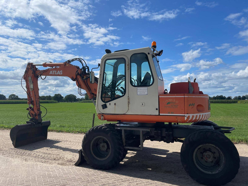 Atlas 1104 - Rataslaadur: pilt 2 Atlas 1104 - Rataslaadur: pilt 2