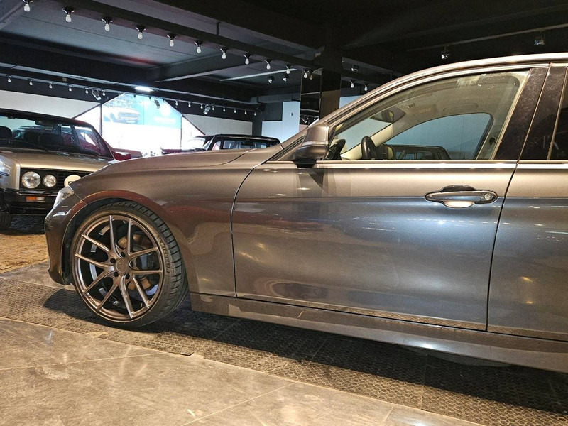 BMW 3-Reeks (F30) _ 320d - Sedaan: pilt 2 BMW 3-Reeks (F30) _ 320d - Sedaan: pilt 2