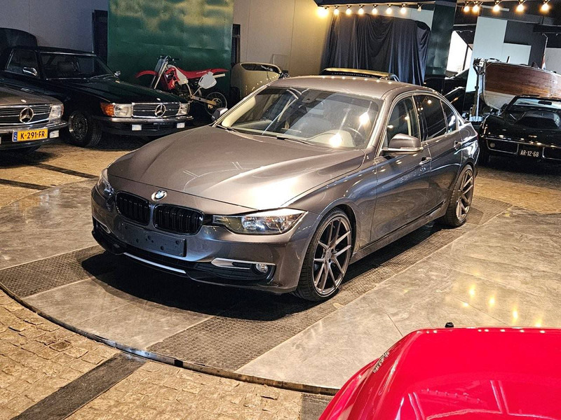 BMW 3-Reeks (F30) _ 320d - Sedaan: pilt 1 BMW 3-Reeks (F30) _ 320d - Sedaan: pilt 1