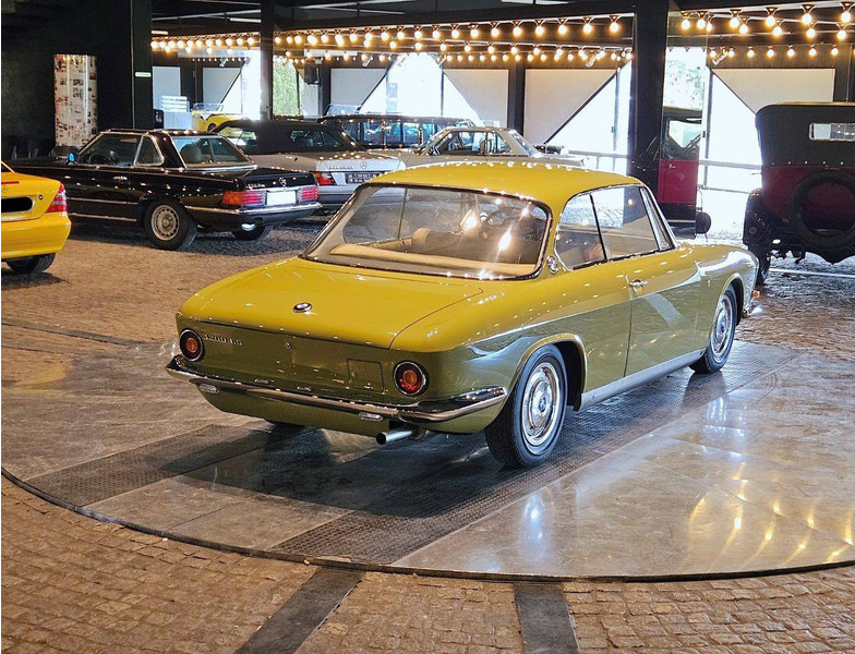 BMW 3200 CS - Sedaan: pilt 2 BMW 3200 CS - Sedaan: pilt 2