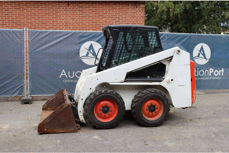 Bobcat S130 - Rataslaadur: pilt 1 Bobcat S130 - Rataslaadur: pilt 1