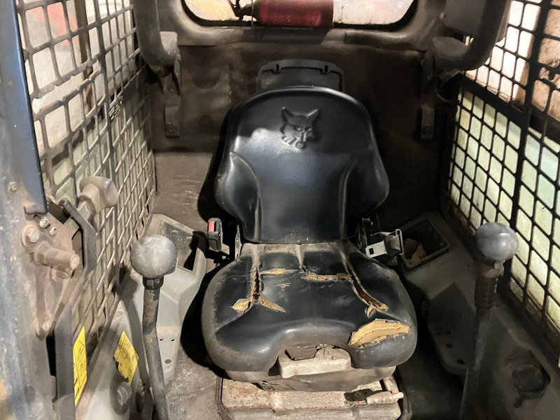 Rataslaadur Bobcat S590: pilt 11 Rataslaadur Bobcat S590: pilt 11