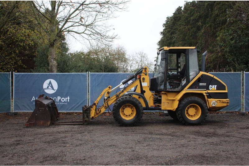 Caterpillar 908 - Rataslaadur: pilt 2 Caterpillar 908 - Rataslaadur: pilt 2