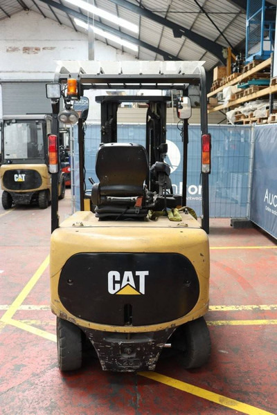 Caterpillar EP25K-PAC - Elektritõstuk: pilt 5 Caterpillar EP25K-PAC - Elektritõstuk: pilt 5
