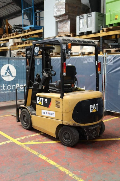Caterpillar EP25K-PAC - Elektritõstuk: pilt 4 Caterpillar EP25K-PAC - Elektritõstuk: pilt 4